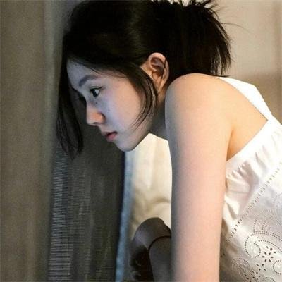 黄阿丽:小眼镜蛇